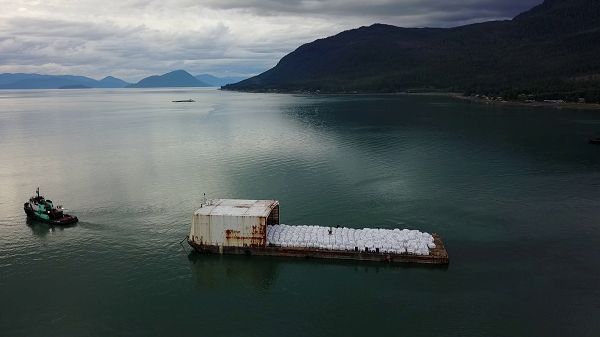16-first-barge-mobilization.png