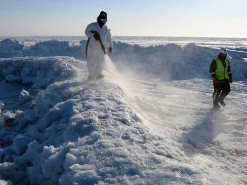 snow and ice berm